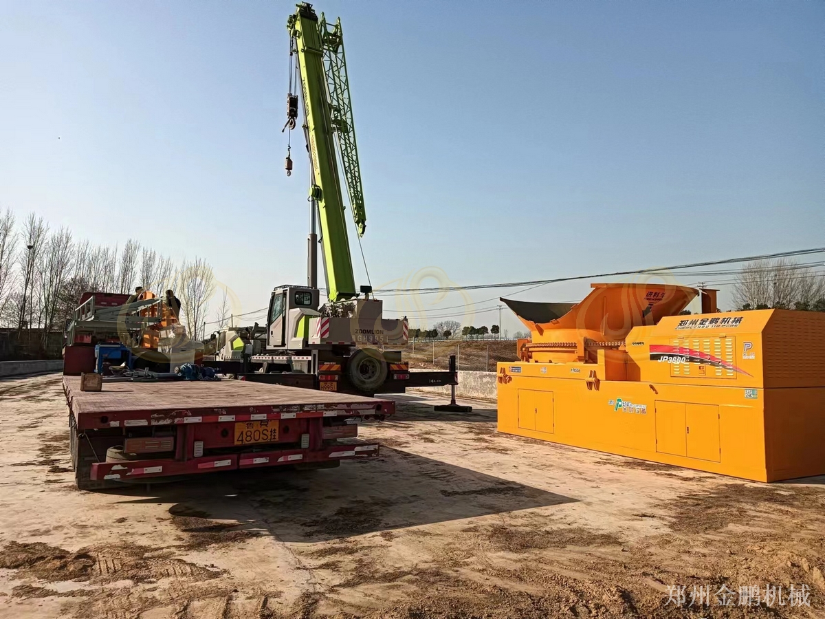 郑州金鹏树木破碎机选型与林区大尺寸木料预粉碎处理方案